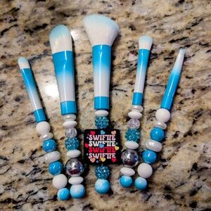 TAYLOR SWIFT Custom Makeup Brush Set